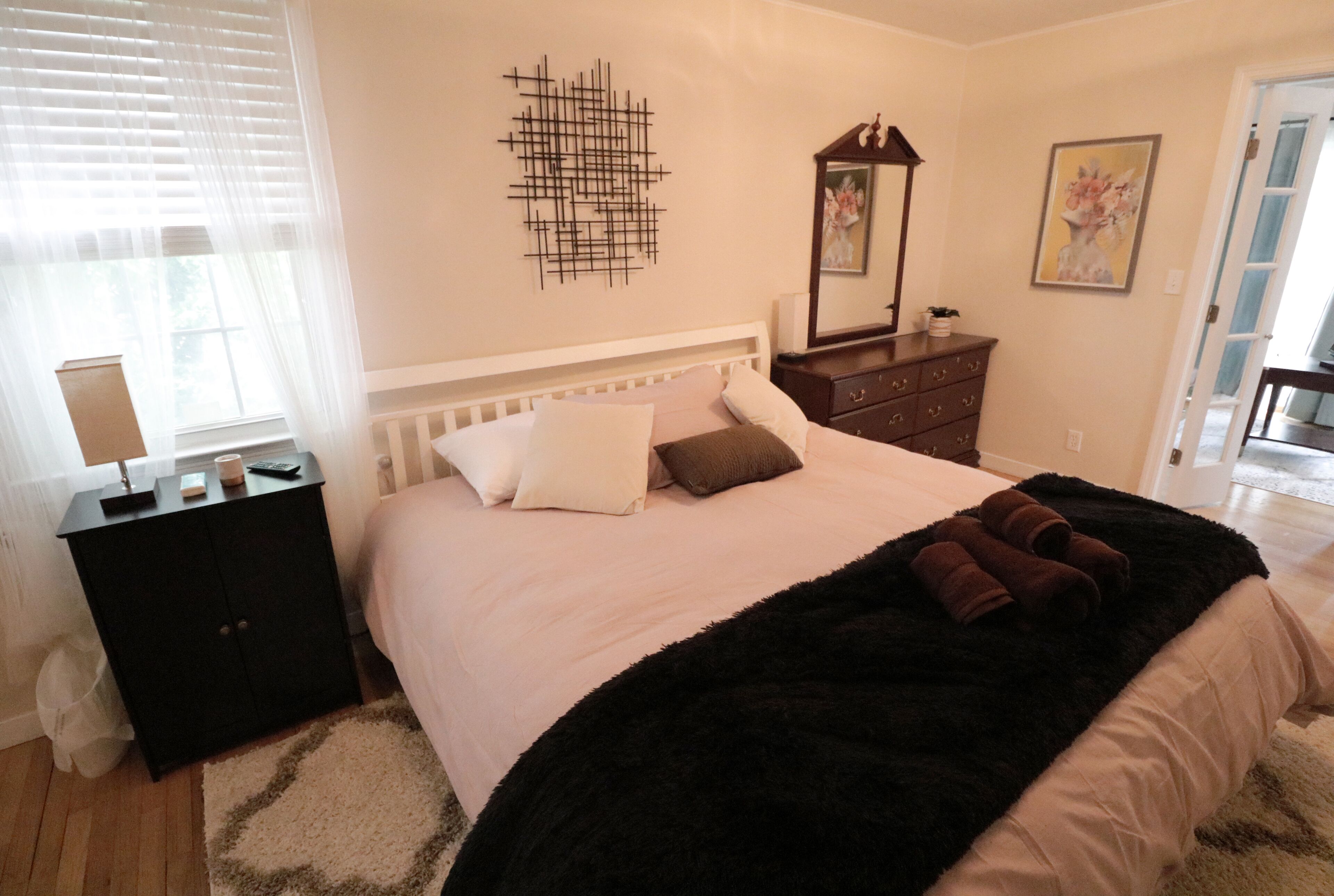 1 chambre, fer et planche à repasser, Wi-Fi, literie fournie