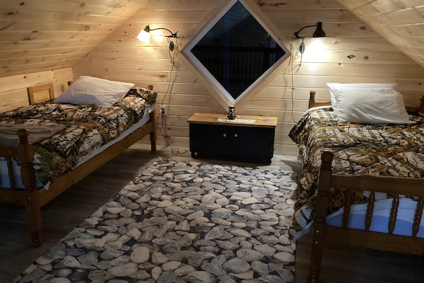 3 dormitorios, tabla de planchar con plancha, wifi gratis y ropa de cama