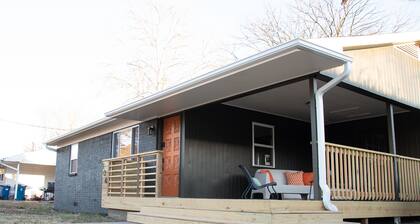 The Downtown Digs