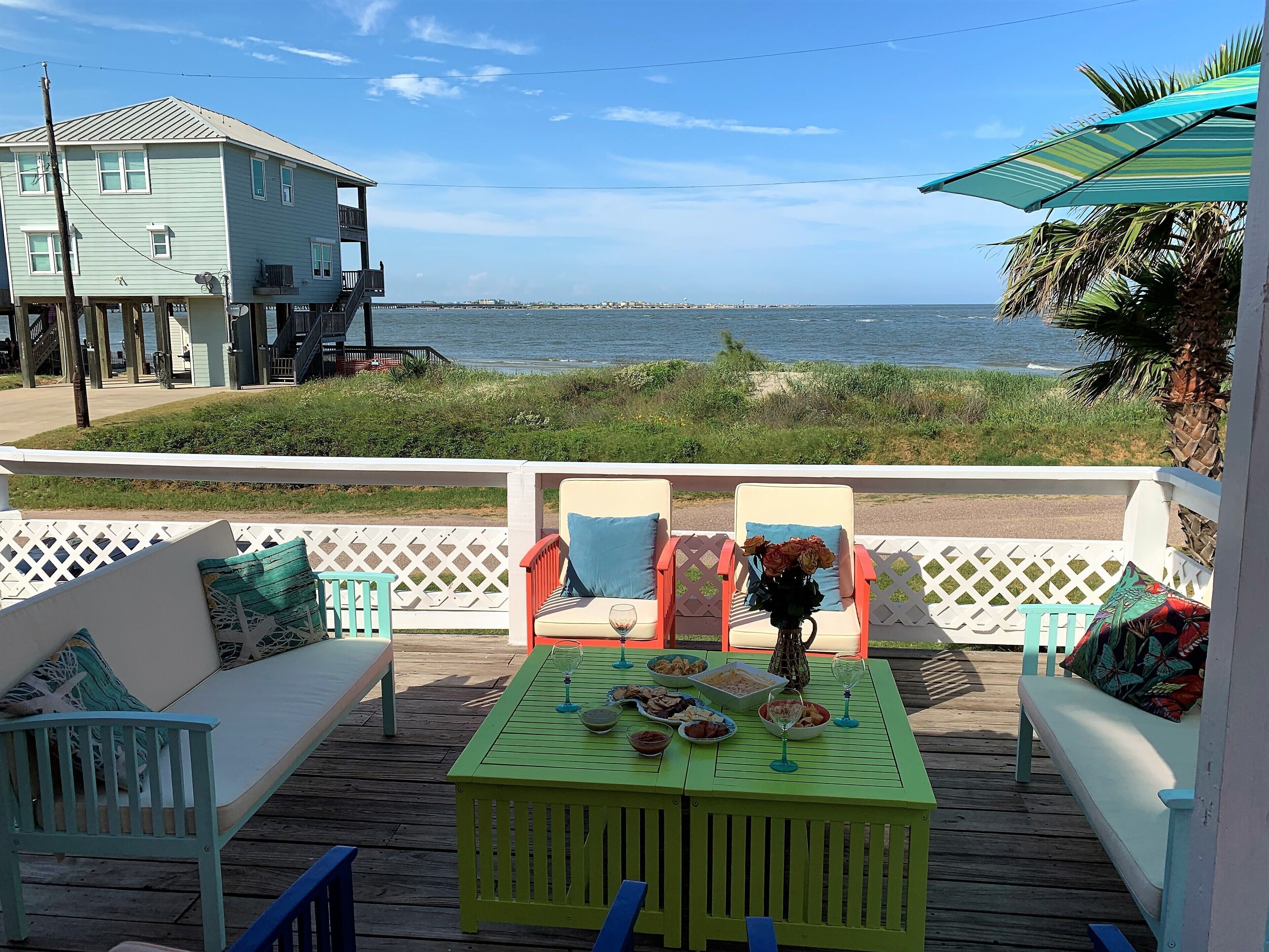 Beautiful beachfront home Surfside Beach