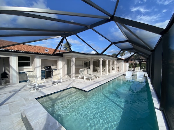 Outdoor pool, a heated pool