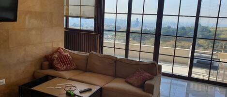 Smart TV, video games, DVD player, stereo