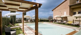 Villa Sassina by MMega