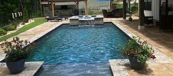New house on Lake Hartwell with a pool!!