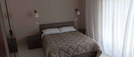 2 Schlafzimmer, Bügeleisen/Bügelbrett, kostenloses WLAN, Bettwäsche