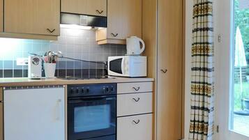 Microwave, oven, dishwasher, toaster