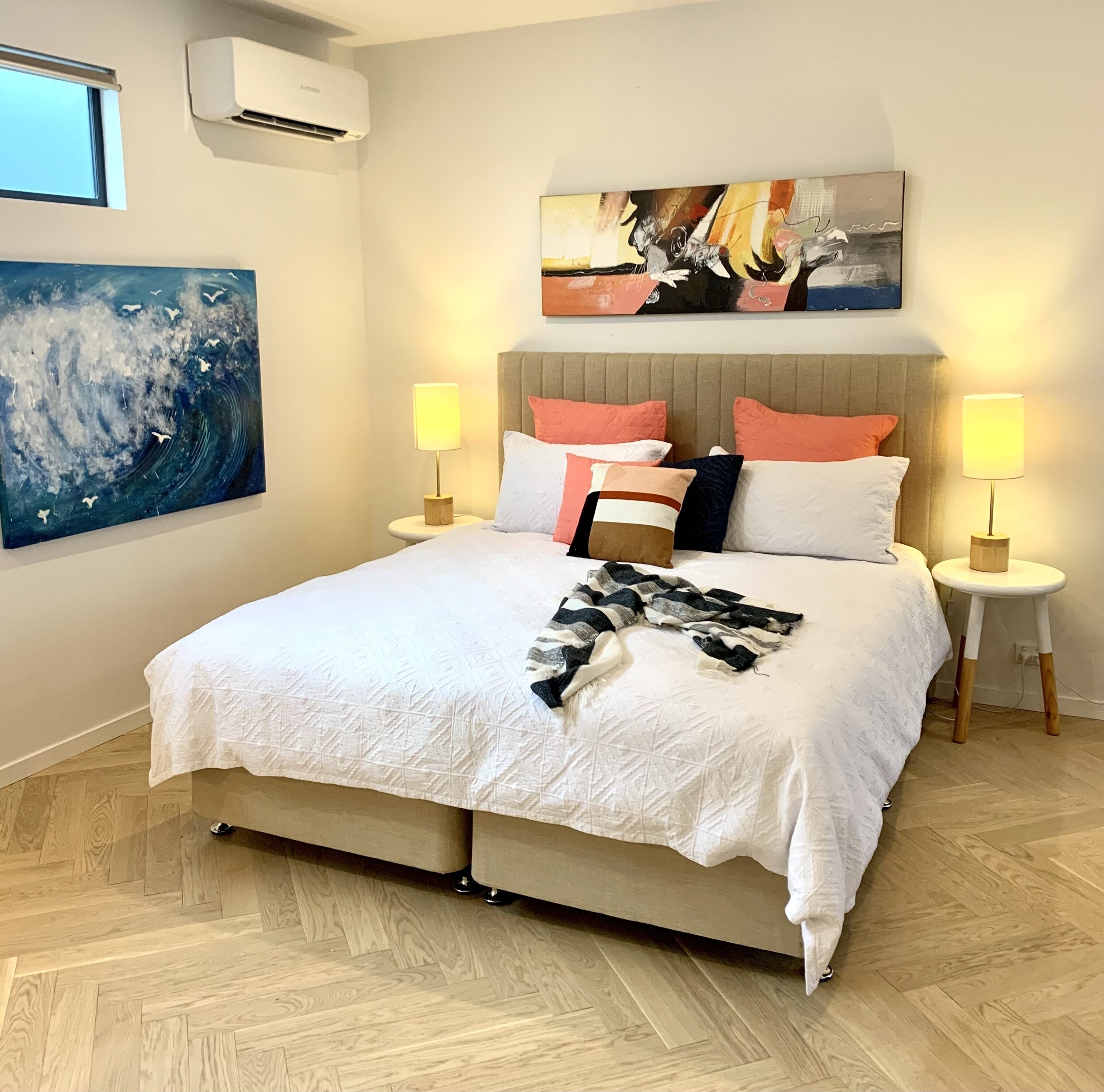 Bayside Port Melbourne Studio Apartment — image 4