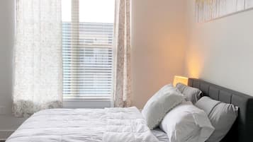 2 bedrooms, desk, iron/ironing board, free WiFi