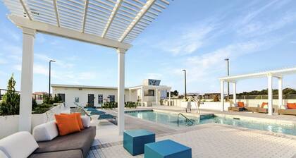 Entire luxury condo