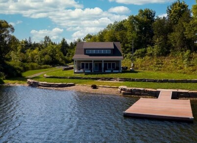 Peaceful Private Waterfront Home