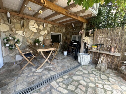 Vacation Apartment "Insel Reichenau" with Terrace & Wi-Fi