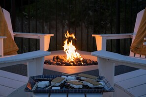 Property grounds - First Week of June Avble! Marsh Oasis w Pool & Spa (Ocean Isle Beach)