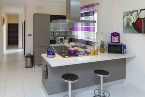 Departamento, 2 habitaciones, para fumadores, balcón | Interior