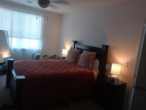 1 bedroom, desk, iron/ironing board, WiFi - Breezing out for a moment (Baltimore)