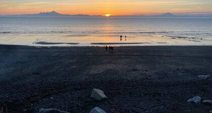 Beachfront Alaskan Lodge