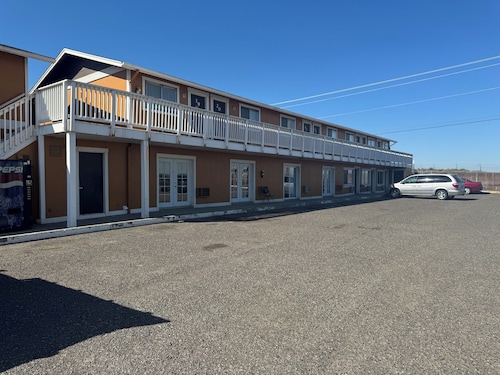 Airport Motel