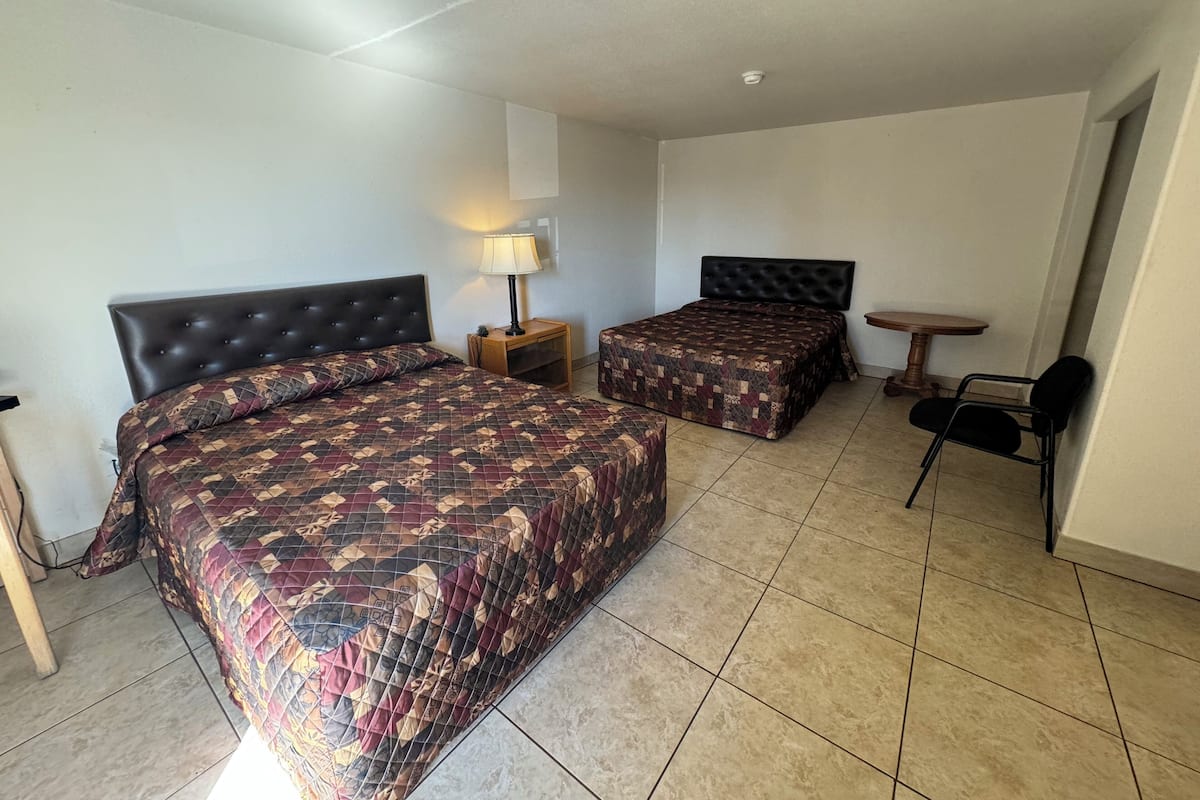 Chambre Double | Wi-Fi gratuit, draps fournis