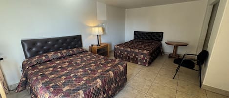 Dobbeltrom – basic | Wi-fi (inkludert) og sengetøy