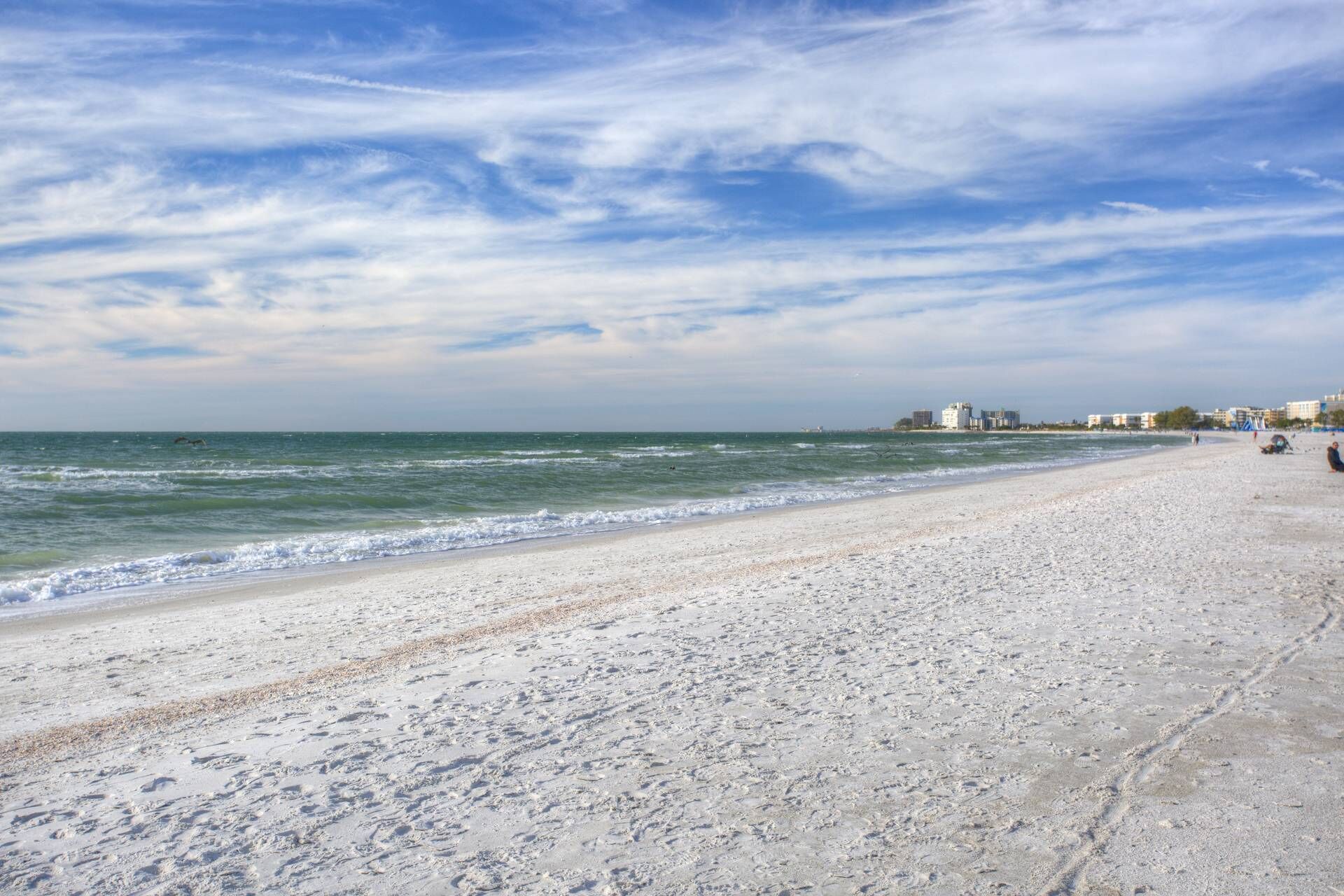 Playa en los alrededores, toallas de playa y paseos en botes de motor 