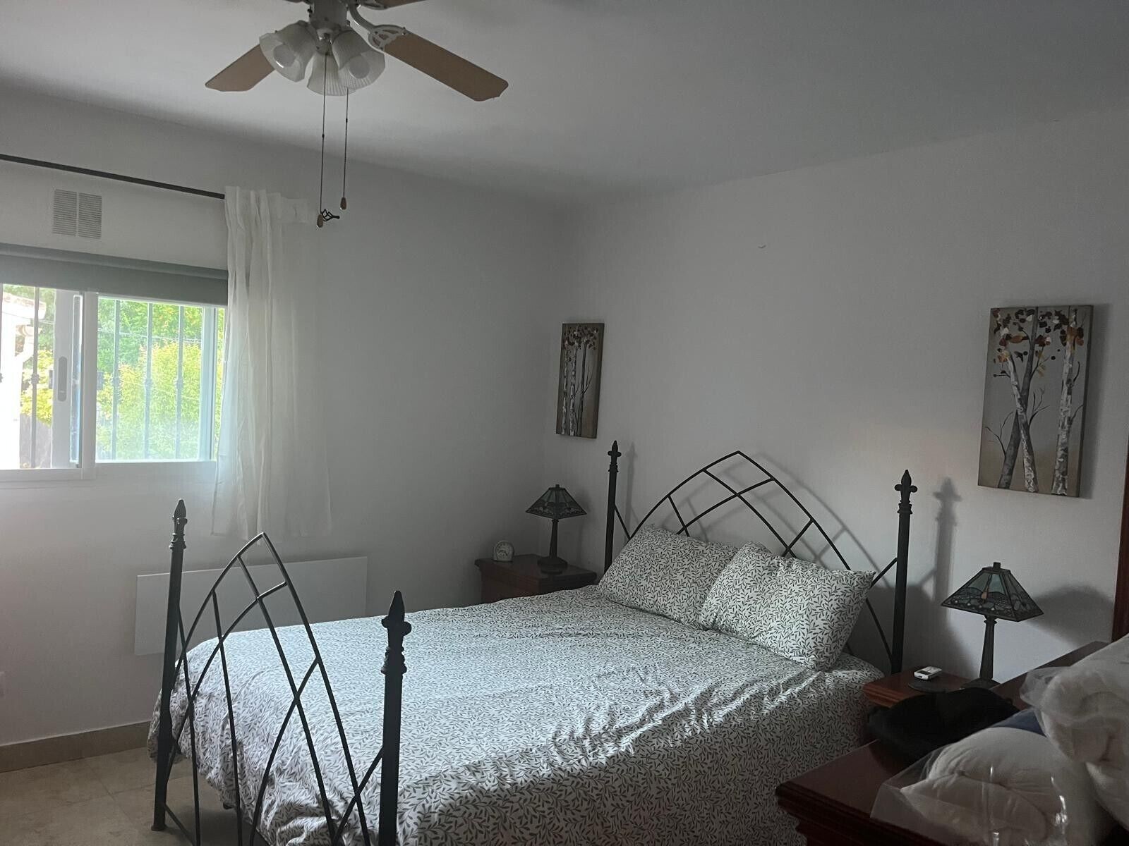 3 habitaciones, tabla de planchar con plancha y wifi gratis 