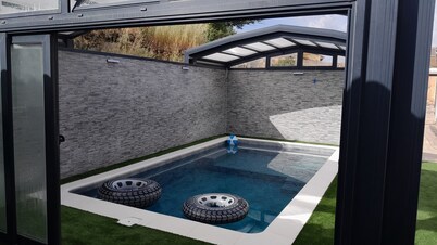 Casa Totalmente Nueva, Para 16 Personas a 12 km de Burgos en un Pueblo Tranquilo