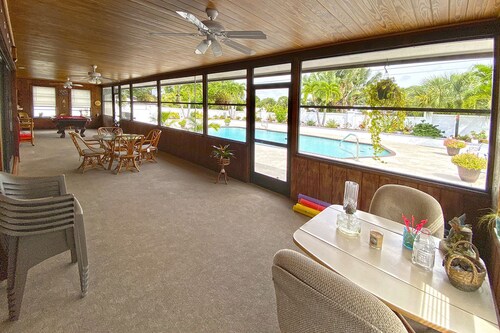 Manatee Pocket Place