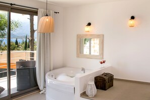 Deluxe Suite - Kale Suites (Kas)