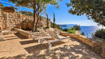 Comfort Suite | Terrace/patio