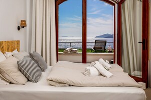 蜜月套房 | 1 多间卧室、高档床上用品、客房内保险箱、特色装修