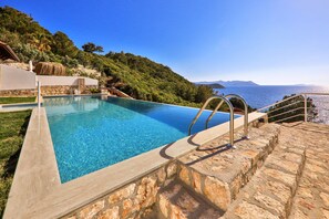 Outdoor pool - Kale Suites (Kas)