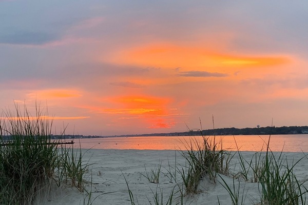 Platja a a prop, gandules de platja i tovalloles de platja