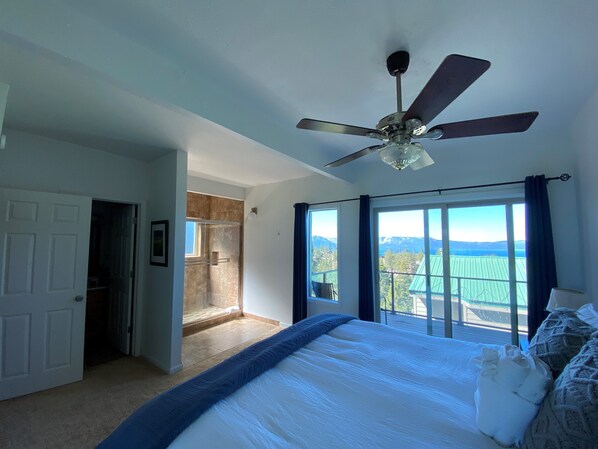 3 slaapkamers, een strijkplank/strijkijzer, gratis wifi, beddengoed