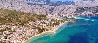 Villa Falcon House, 3-bedroom villa with heated 36 sqm pool, Jacuzzi, Finnish sauna