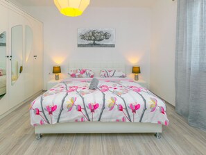 3 bedrooms, Internet - House Antonia (Istria - Svetvinčenat) (Svetvinčenat)