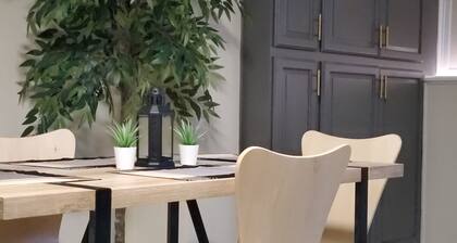 Bright & Cozy Private John's Hopkins Studio Apartment