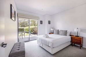 4 chambres, accès au Wi-Fi (inclus), literie fournie