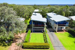 Exterior - Contemporary Quindalup Beachside Escape. (Quindalup)
