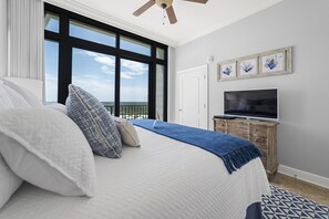 4 habitaciones, escritorio, tabla de planchar con plancha y wifi gratis