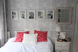 3 bedrooms, free WiFi, bed sheets - Eagles View (Betws-y-coed)