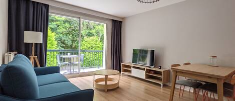 Smart-TV, Videospiele, DVD-Player