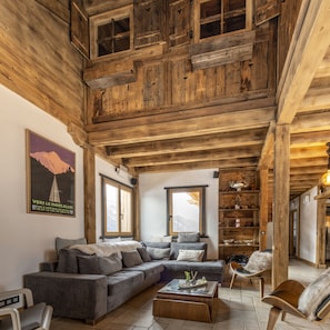 TV, fireplace, stereo, offices - Chalet Savoyard D'exception Avec Piscine Chauffée (Bourg-Saint-Maurice)