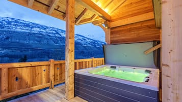 Bain à remous extérieur