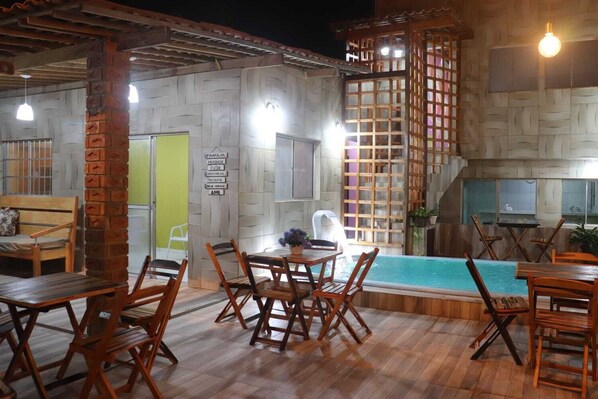 Piscina externa