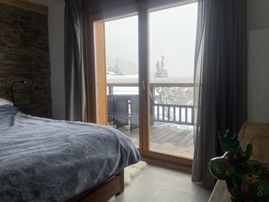 3 dormitorios, tabla de planchar con plancha, wifi gratis y ropa de cama