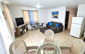 Smart TV - 6 AMAIZING!! Beach 3/B Apartment Luquillo             (Luquillo)