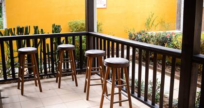 Back on the market! Beautiful villa on a double lot with a pool and lush garden