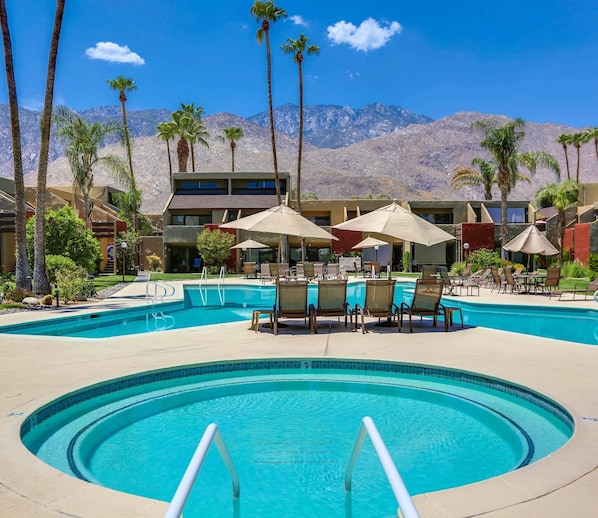 Outdoor pool, a heated pool - 2BR, 2 Bath condo in South Palm Springs (Palm Springs)