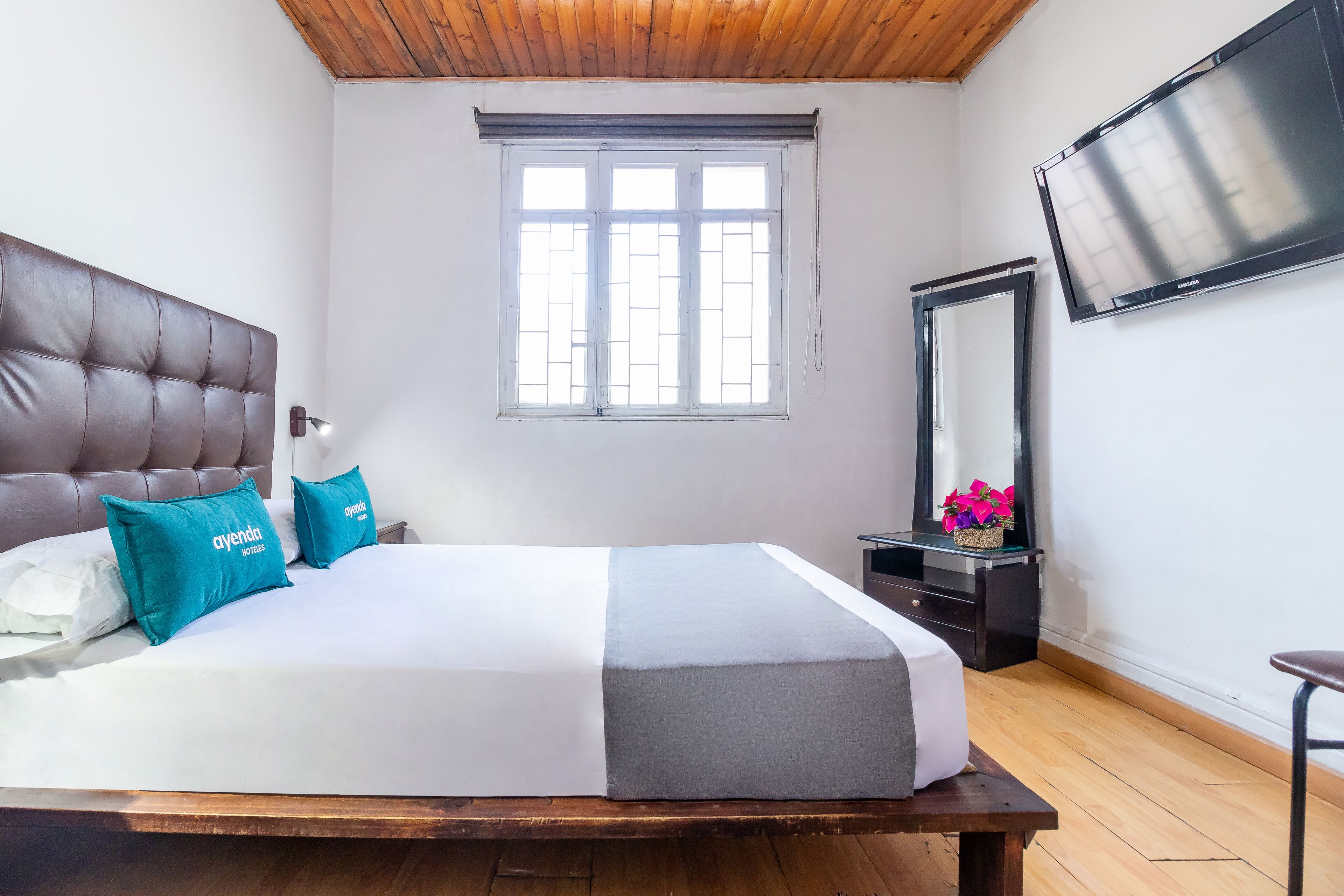 Foto - Ayenda Eloina