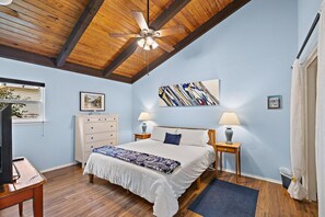 2 Schlafzimmer, Bügeleisen/Bügelbrett, Reisekinderbett, kostenloses WLAN