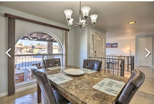 Beautiful 4 bedroom 2 bathroom with pool and pool table for your entertainment